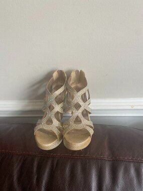SBICCA OF CALIFORNIA  SANDALS SIZE 6M